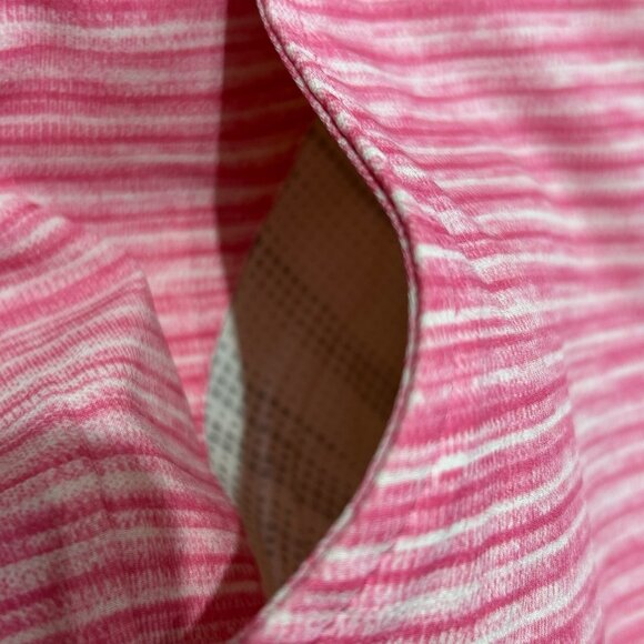 GUC PUMA Women's Size 14 Golf Shorts Shocking Pink Striped 5 Pockets - Picture 2 of 6
